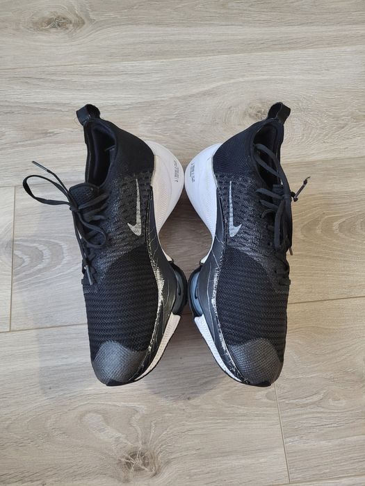 Кросівки чоловічі Nike Air Zoom Tempo Next% (42)