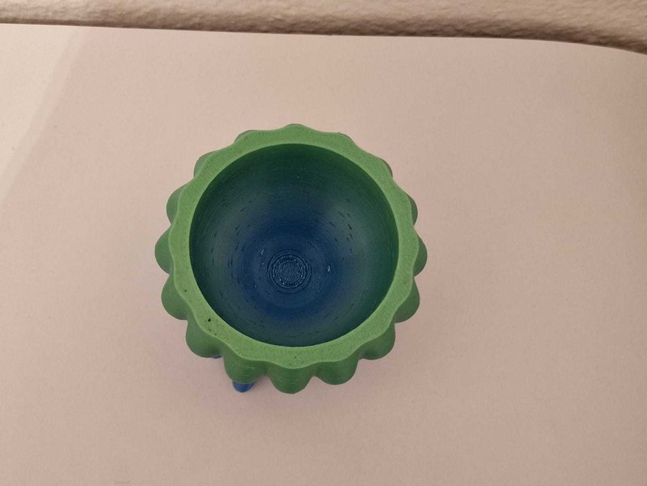 pequeno vaso para suulentas imprimido em 3d