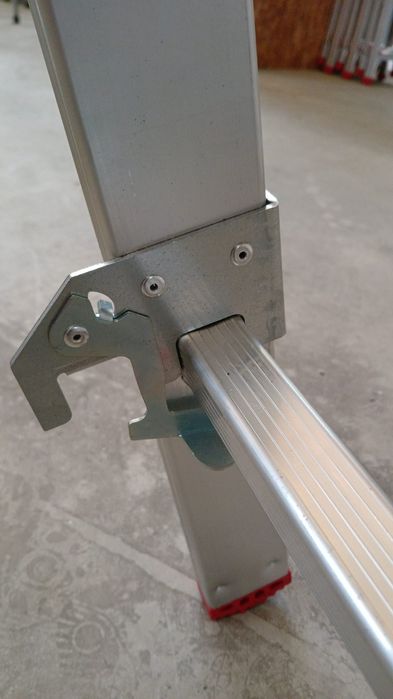 Escada Tripla 3.5m (8.5m Úteis) c/ Corda Degrau Quadrado NOVO Fábrica