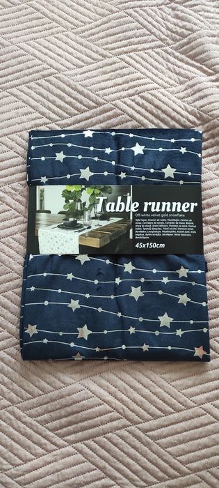 Bieżnik obrus świąteczny na stół