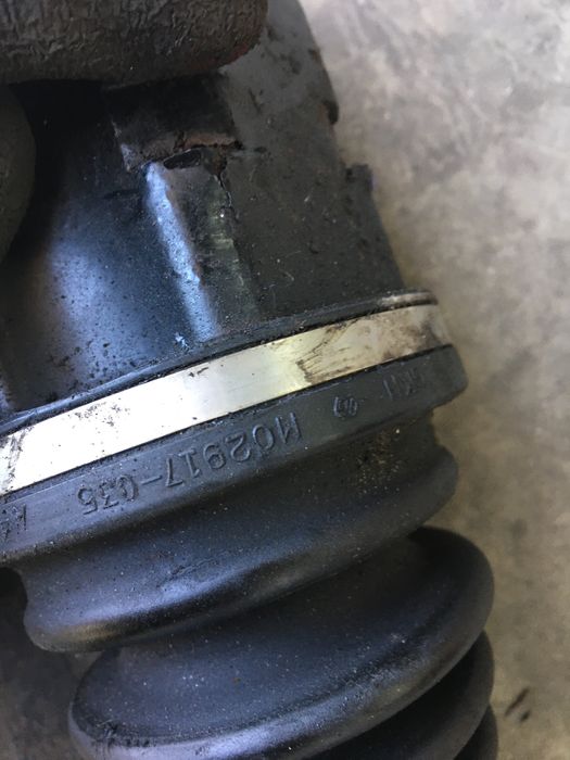 Полуось привід шрус привод Toyota Avensis T25 2.0 DIESEL ЛІВА КОРОТКА