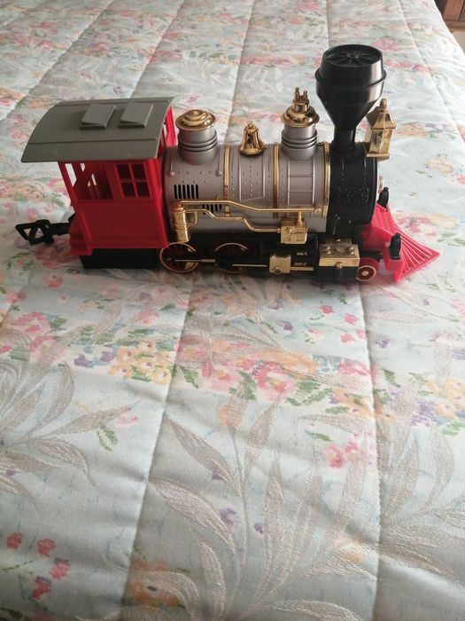 Comboio para colecao em plástico