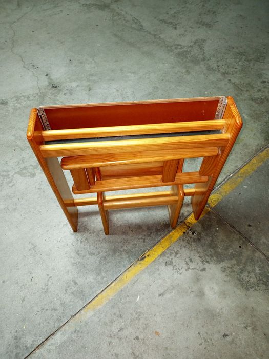 Escrivaninha de criança