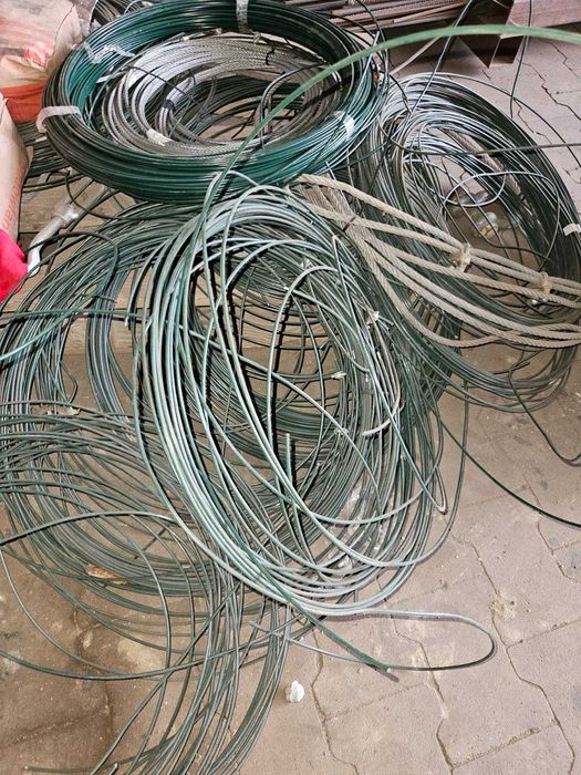 Drut napinający naciągowy 2,5/3,8 zielony 30gr/mb