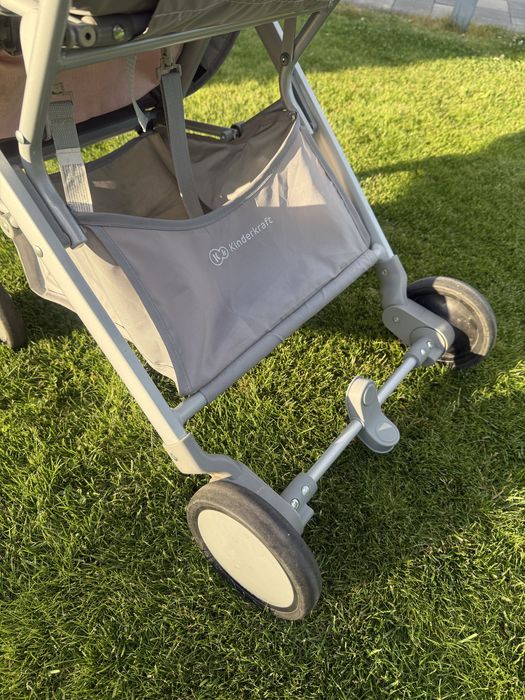 Lekki Wózek spacerówka Kinderkraft Pilot różowy zestaw