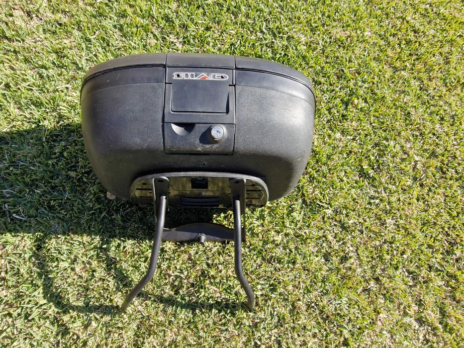 Top case com suporte Gsr600
