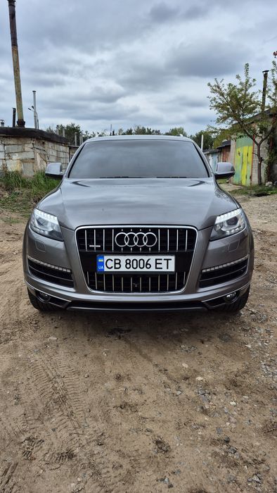 Продам Audi Q7 4l 2013