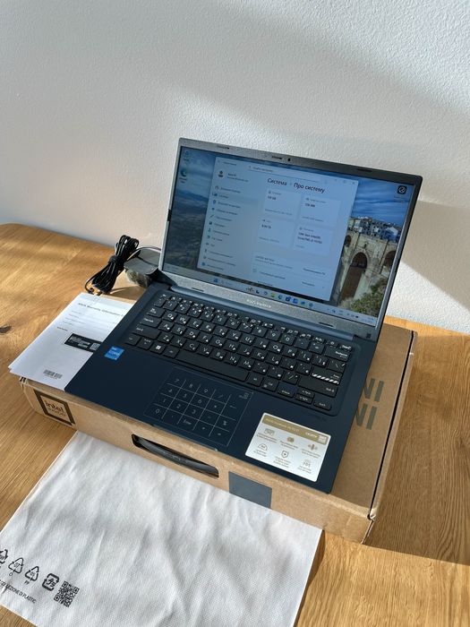 Ноутбук Новий Asus Vivobook 14 X1404VA i3/8Gb/128Gb