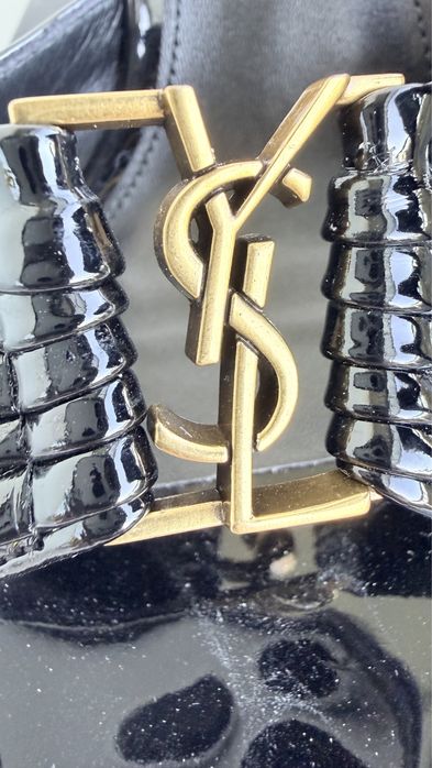 Szpilki Saint Laurent