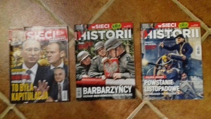 w SIECI Historii; cztery egzemplarze 2018; 2017; 2014.