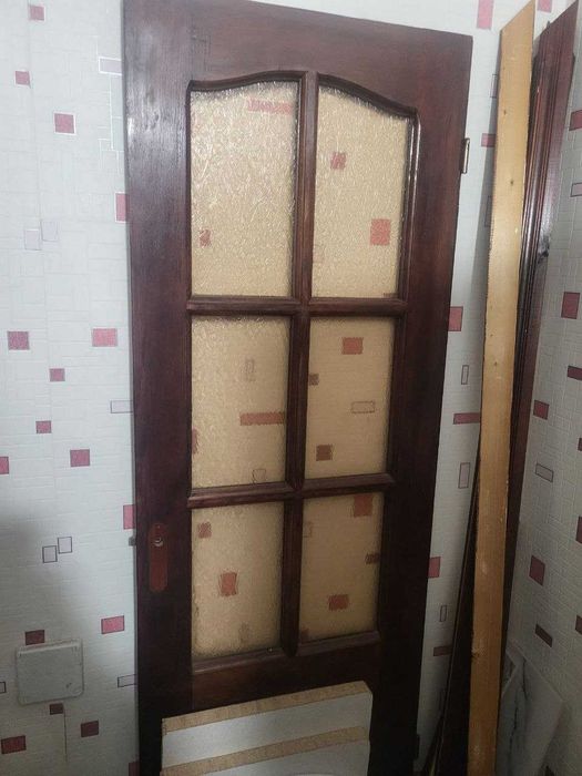 Двері дерев'яні вхідні/міжкімнатні