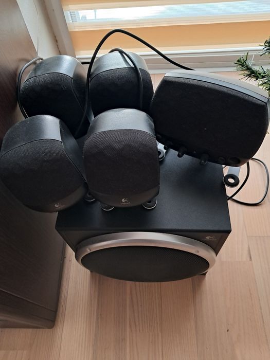 Glosniki  5.1  bardzo dobrym stanie