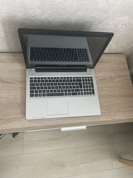 Бу/у Asus s550c. Польностью рабочий