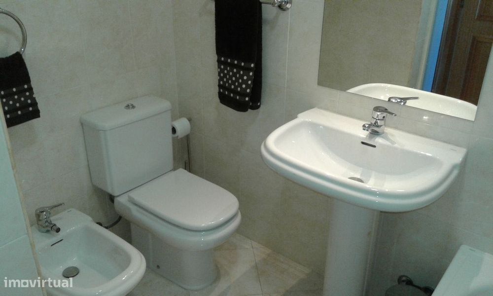 Arrenda-se T2 para férias no empreendimento Apúlia Mar