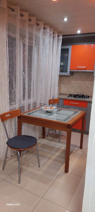 Сдам 2 х ком  квартиру по суточной,почасово.