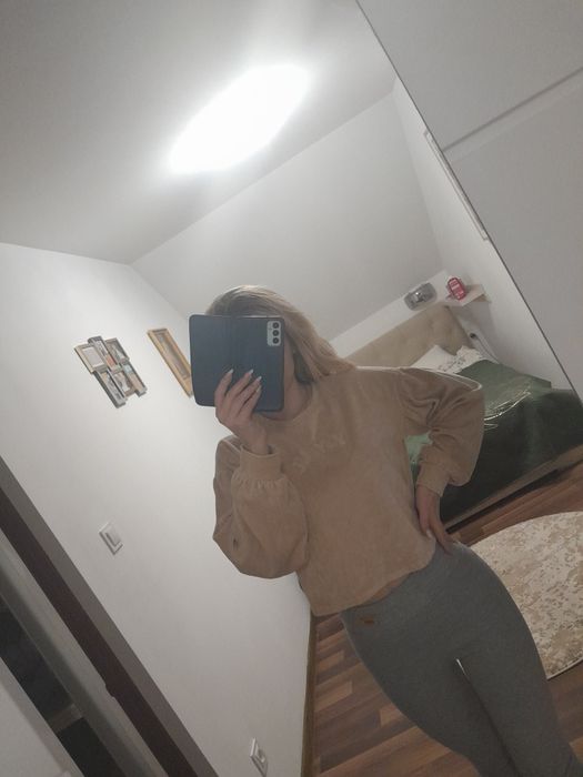 Bluza ala welurowa ciepła pluszowa xs s crop top