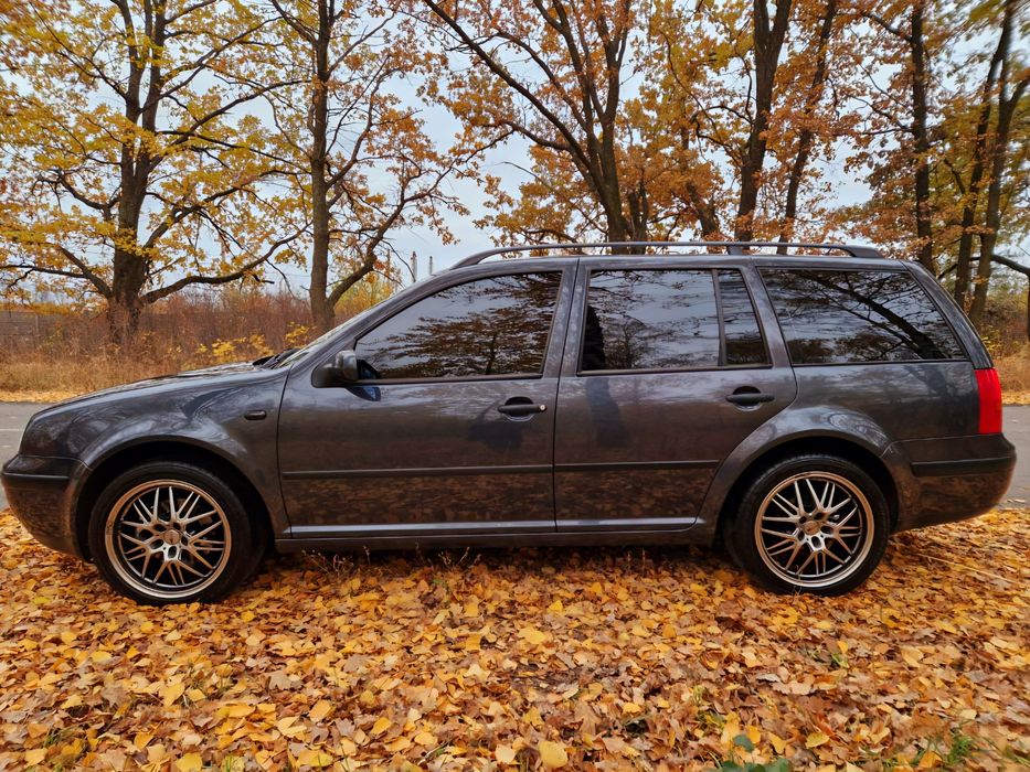 Продам Volkswagen Golf 4 2.0 бензин