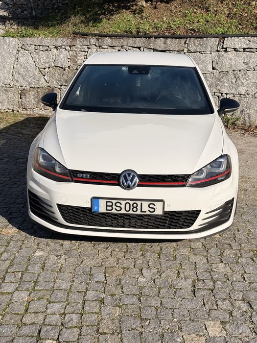 Volkswagen Golf 7 GTI 2.0 TSI DSG 230cv