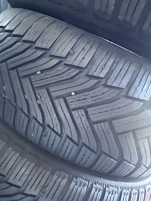 Шини резина колеса 205 55 16 michelin alpin6