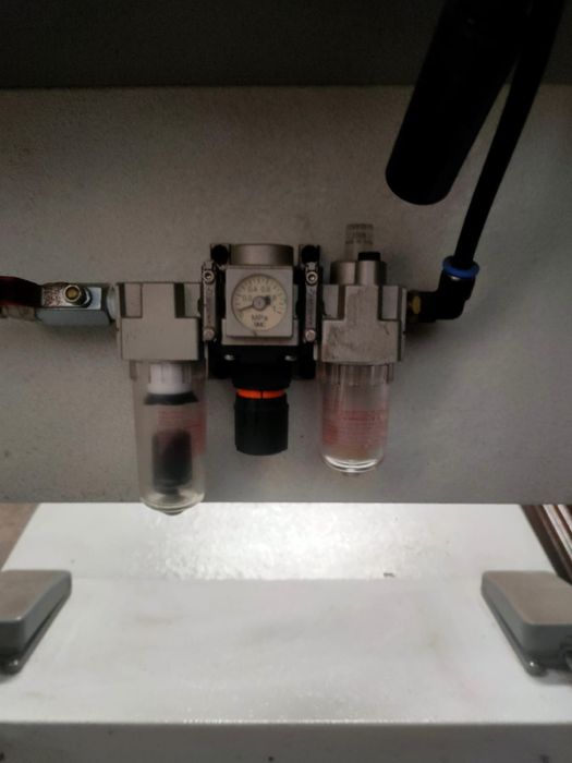 Máquina de aplicar strass