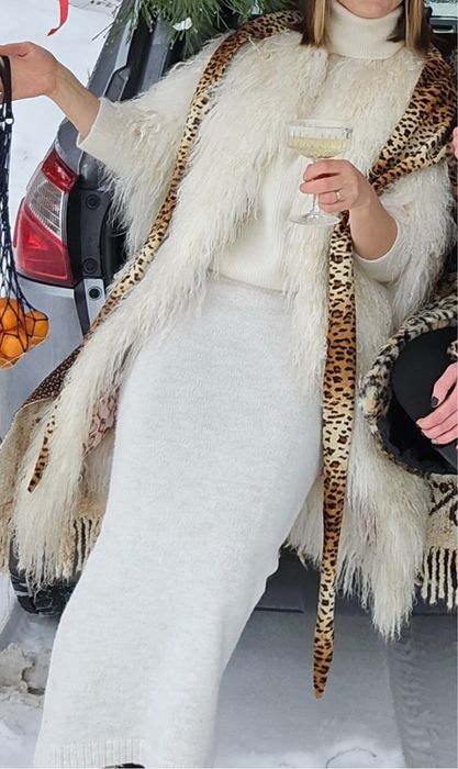 Шуба Лама  натуральна