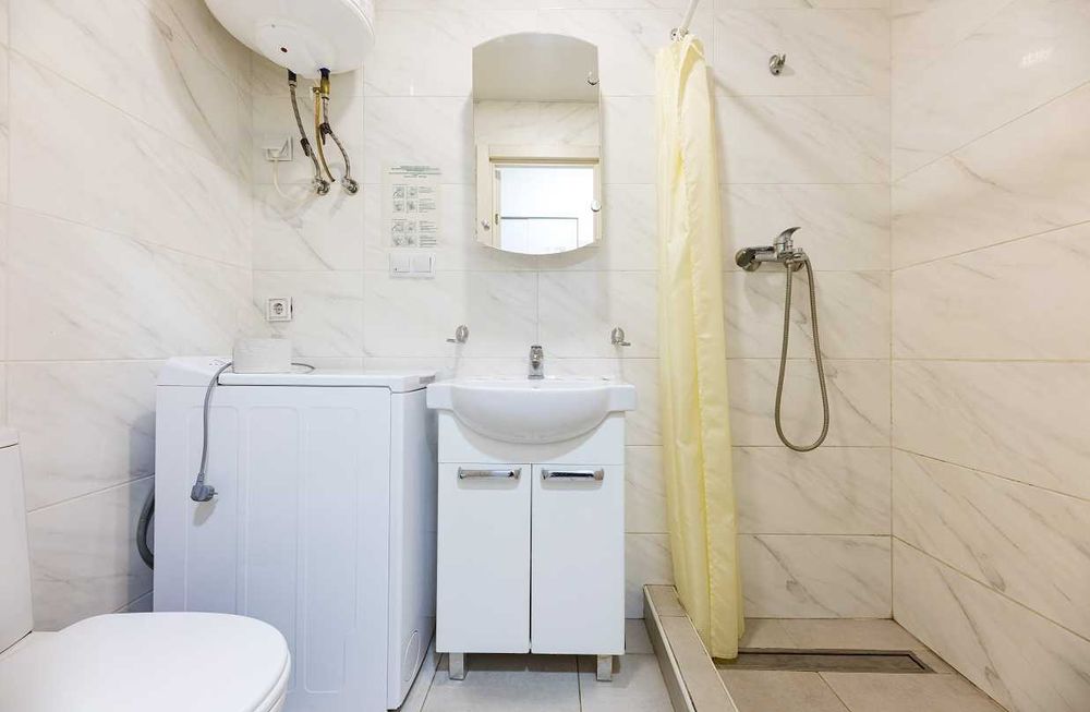 Оренда смарт-квартири, на 1-3 місяці, біля метро, без комісії.