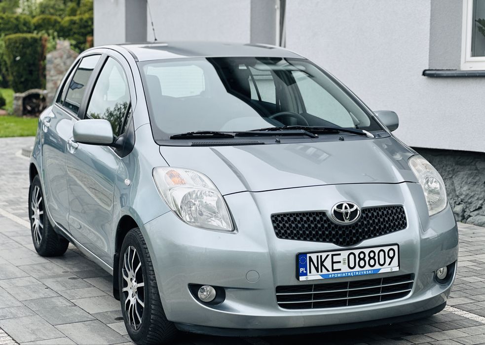 Toyota Yaris 2008 r Benzyna Automat