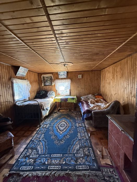 Продається столітній будинок в Карпатах + 0.25 га