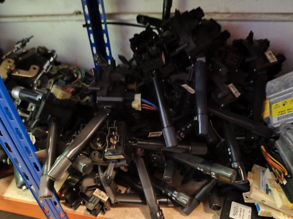 Manetes piscas e luzes MGF e TF