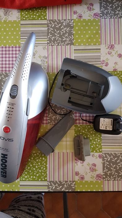 Aspirador de mão Hoover