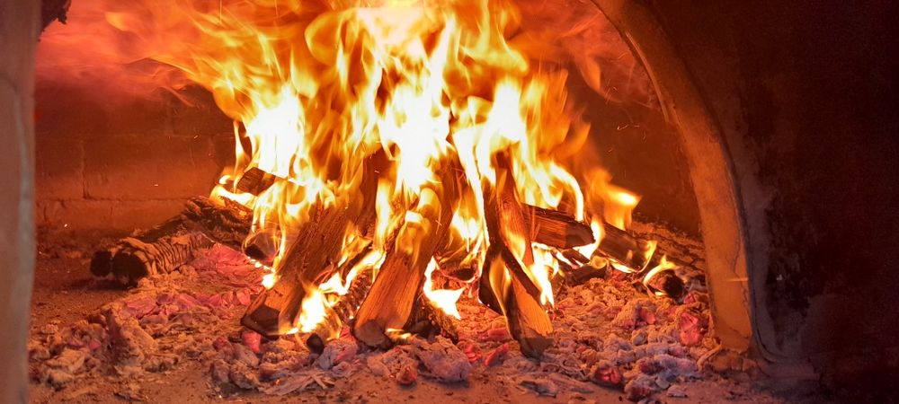 Тушонка, фасульки з м'ясом, паштет, рибка.