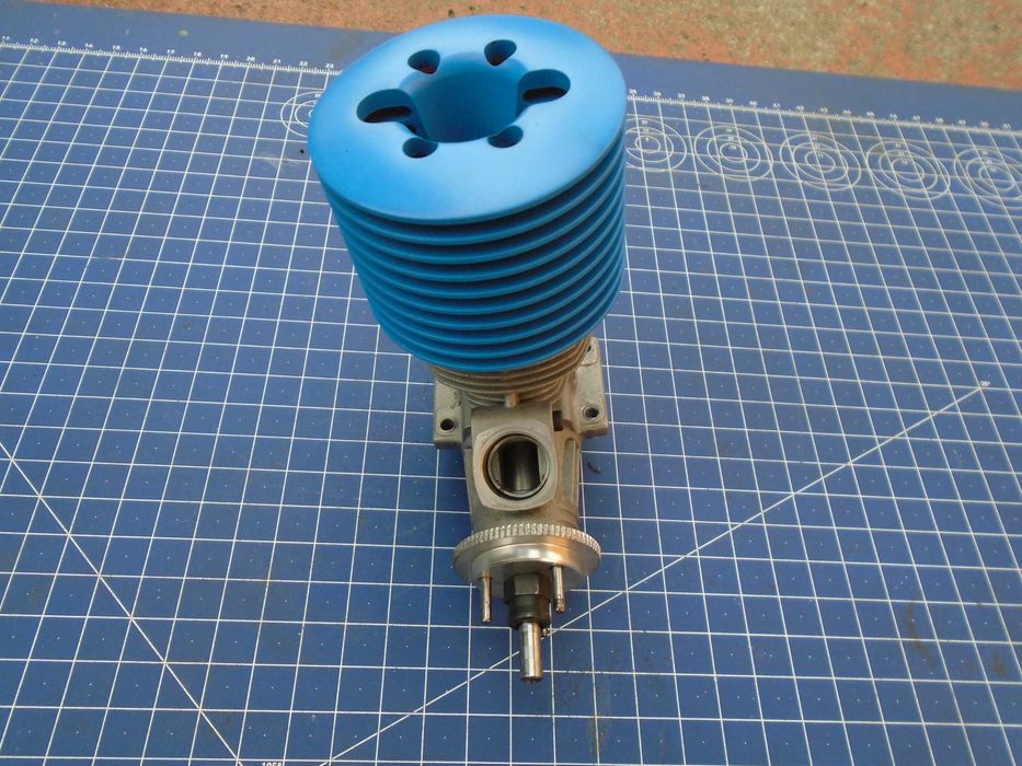 Silnik Thunder Tiger  Spalinowy 21  NITRO Modele RC Modelarski