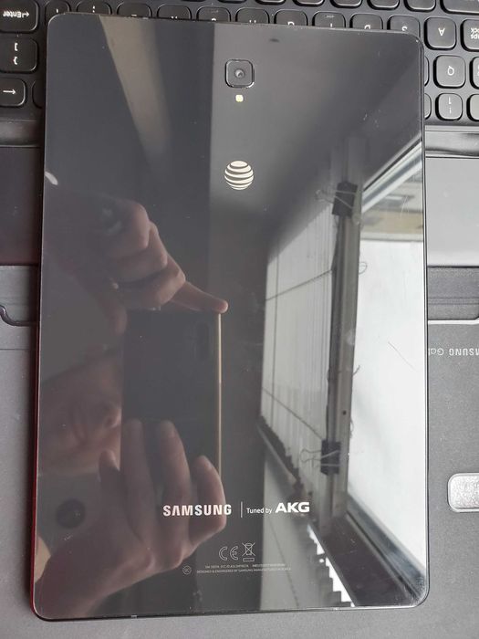 Samsung Galaxy Tab S4 10.5" with S Pen 3G 4G LTE + case SM-T837