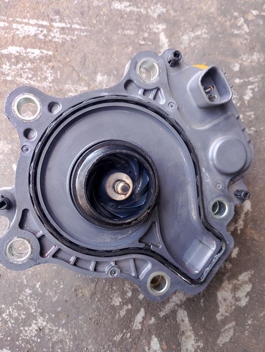 Продам помпу 161А0-29015