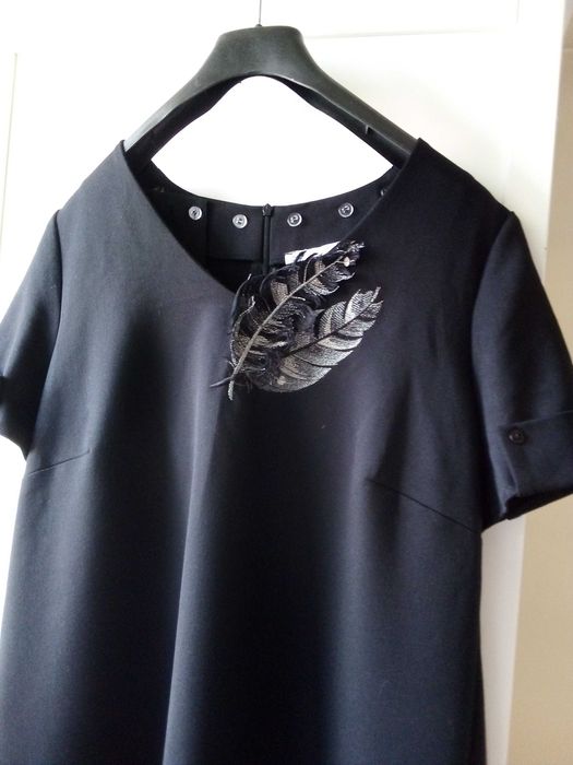 Sukienka czarna elegancka Blue Shadow r.44