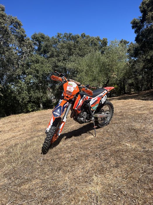 Moto Ktm 350 sxf reboque e equipamento