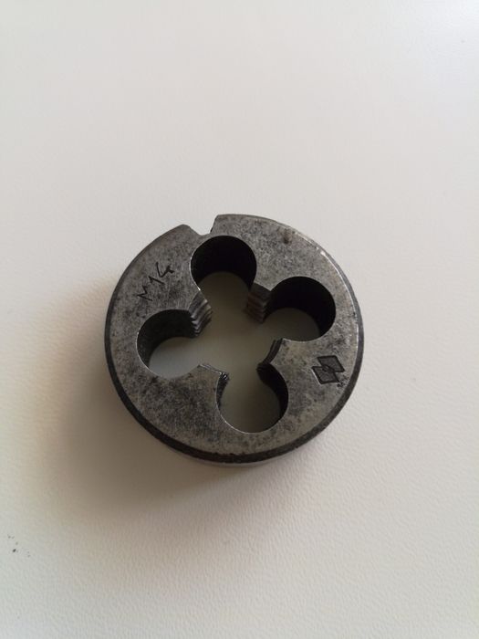 Лерки на М14 и М16 Для нарезки резьбы.