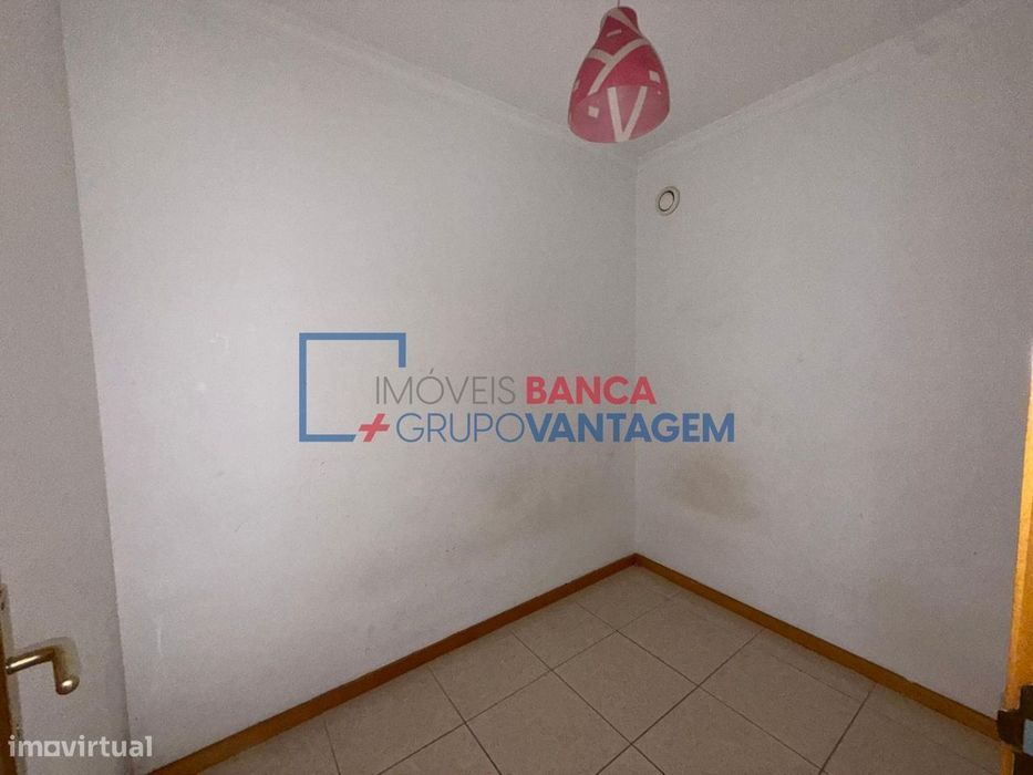 Apartamento T2 C/Varanda - Gondomar