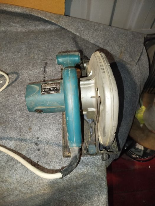 Циркулярки   "Makita","Інтерскол"
