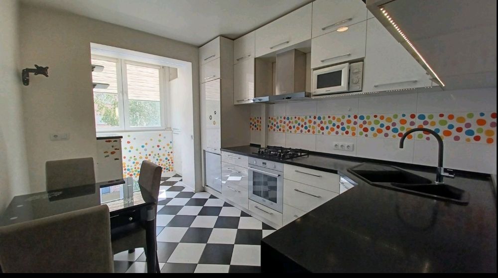 Здається 2х км в самому центрі!!!