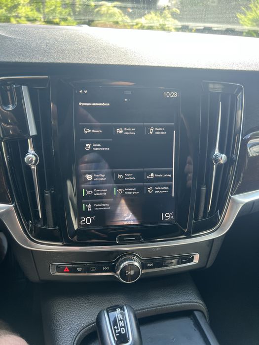 Продам Volvo s90