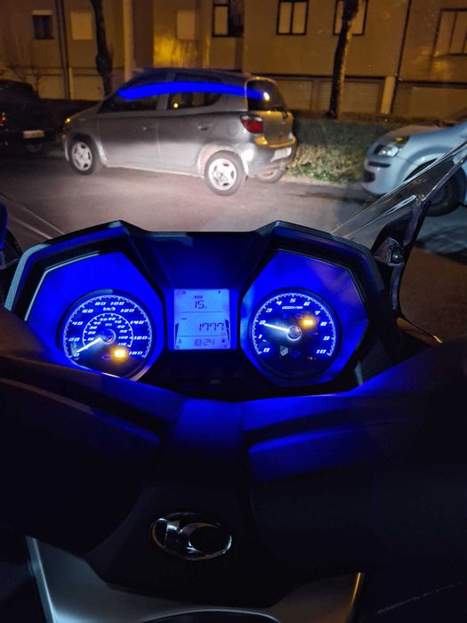 Kymco Downtown 350 TCS