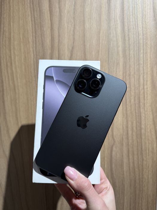 Бу Айфон 16 Pro Max 256Gb Black Стан 10/10 Фізична сімка