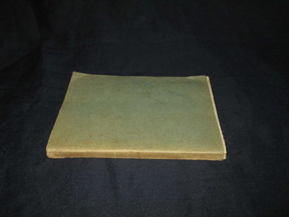 Livro Á Guitarra Mécia Mouzinho de Albuquerque 1932