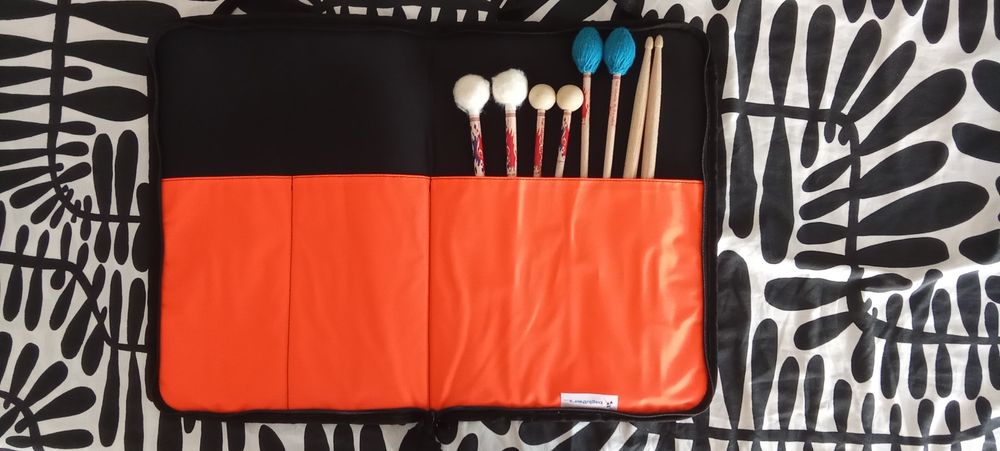 Kit de baquetas percussão + saco de transporte + banco
