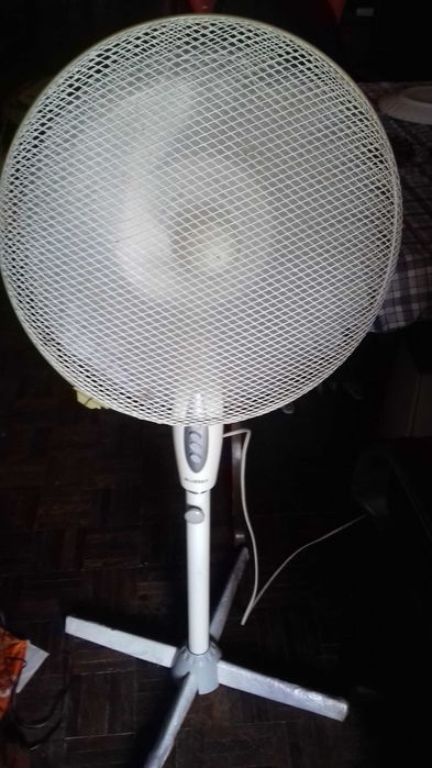 vendo ventuinha de pé alto a funcionar