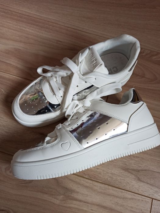 Sg Białe adidasy 38 Cropp biale damskie sneakersy 38 ze srebrnym