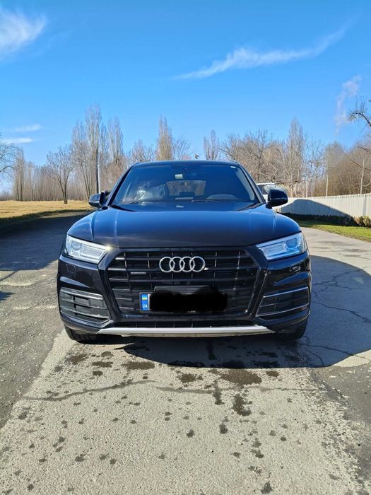 Продам Audi Q5 (2019)