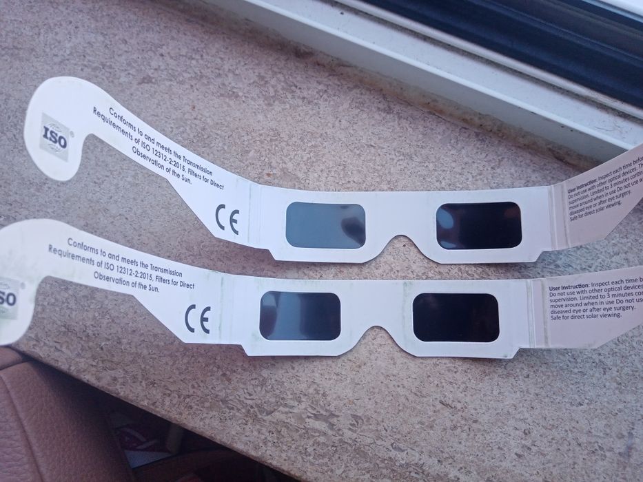 2x Óculos Eclipse