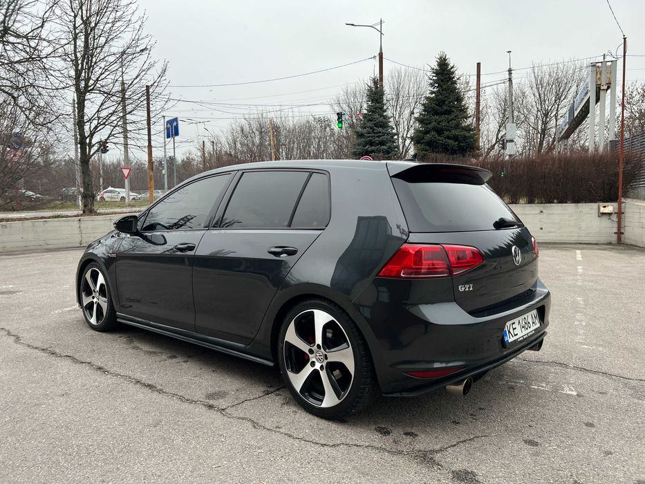 Volkswagen Golf 7 GTI
